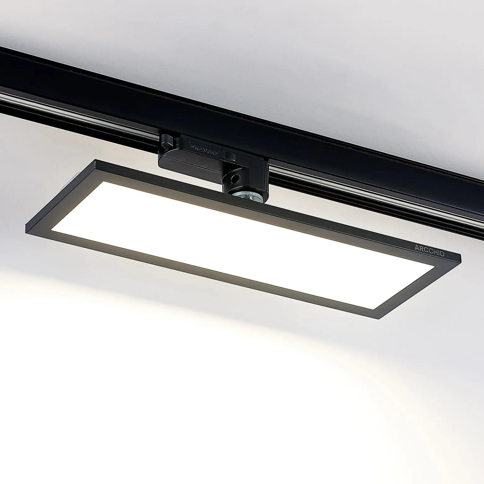 Arcchio Hairis 3-vaiheinen LED-paneeli, 30 cm, musta, 4000 K