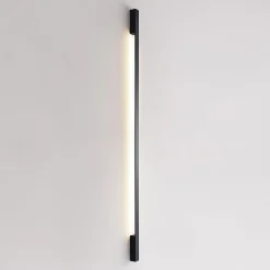 Arcchio Ivano -LED-seinävalaisin 170 cm, musta