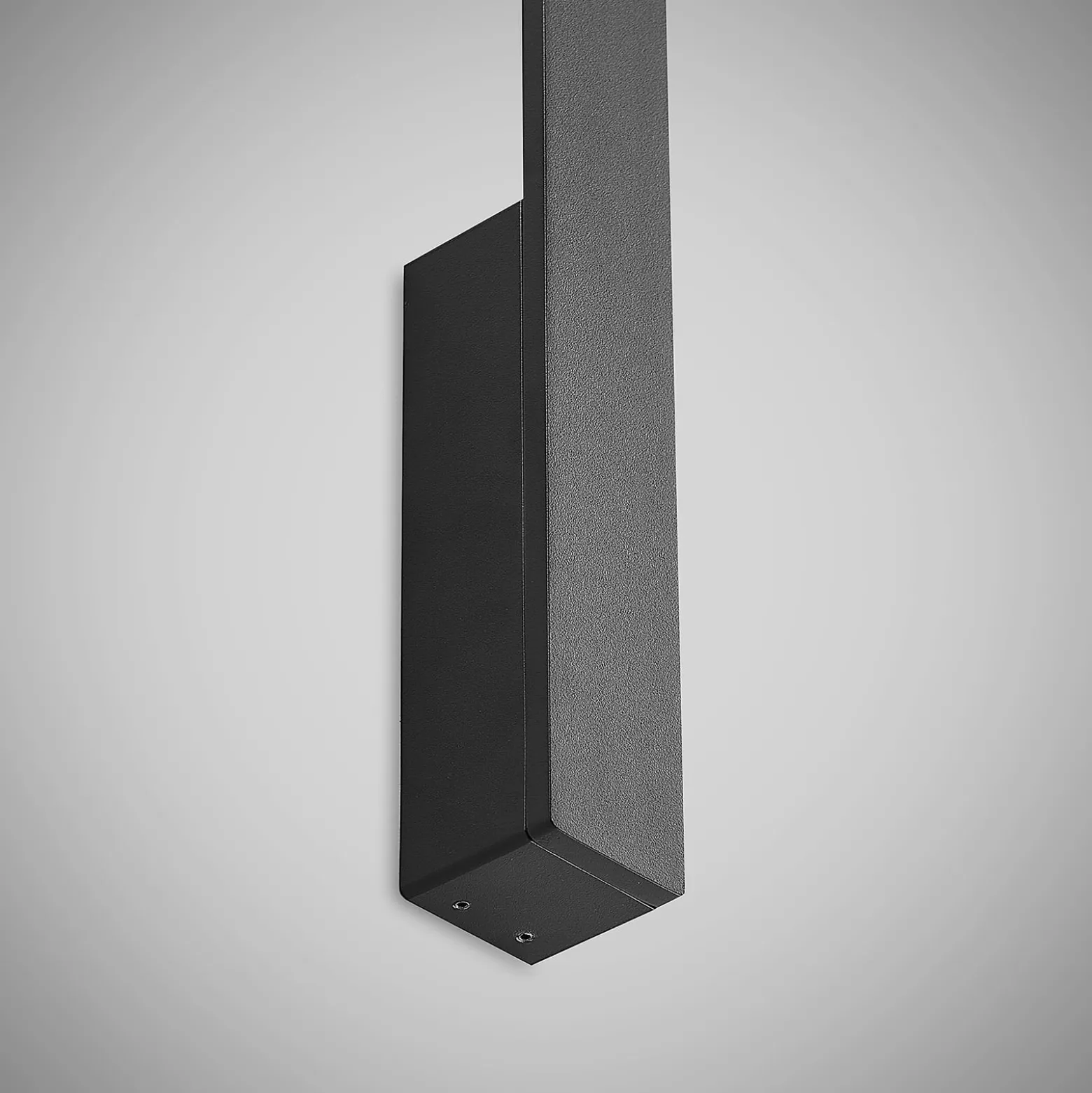 Arcchio Ivano -LED-seinävalaisin 130 cm, musta