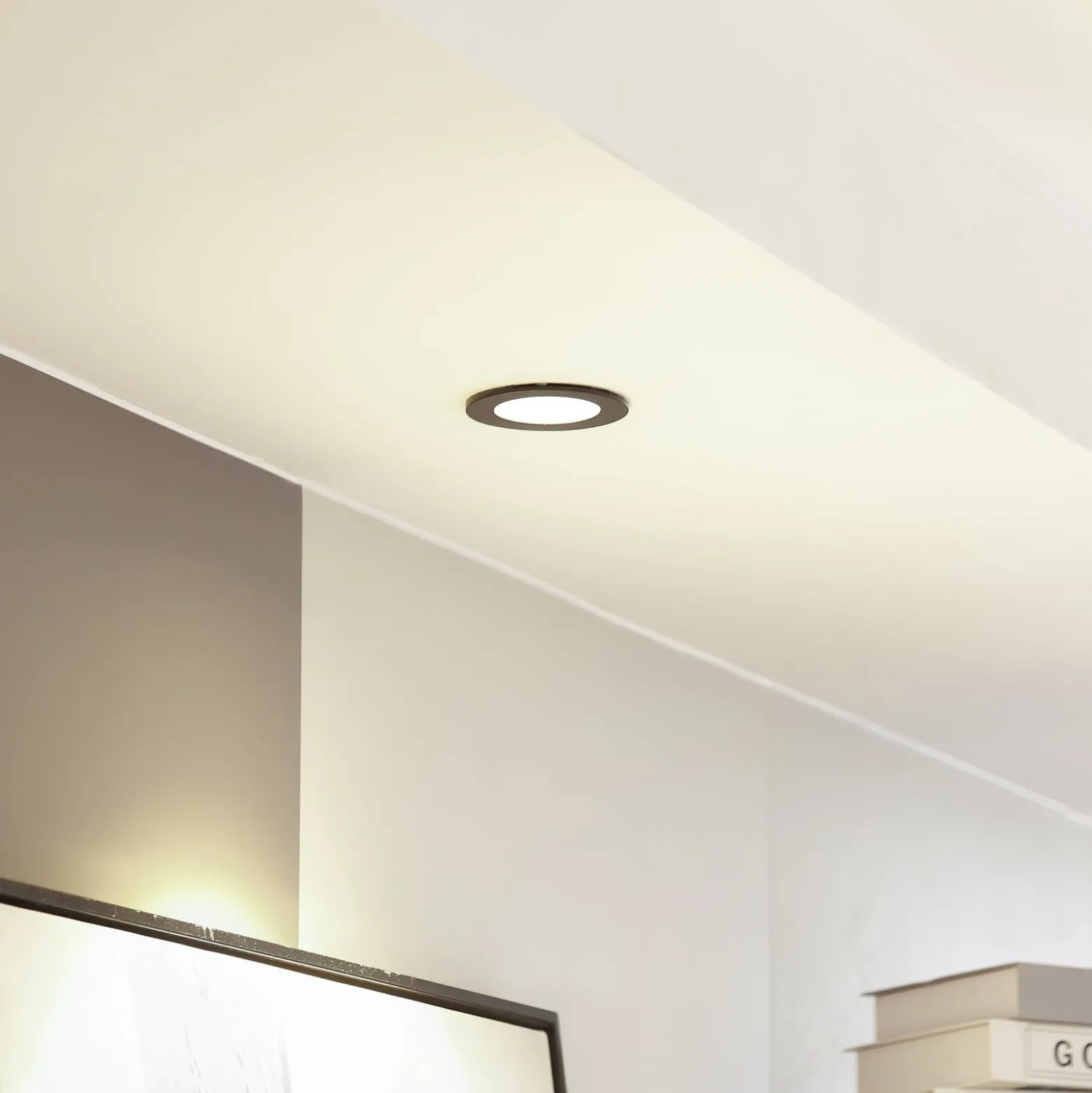 Arcchio LED-alasvalo Aryx, musta, 2700K