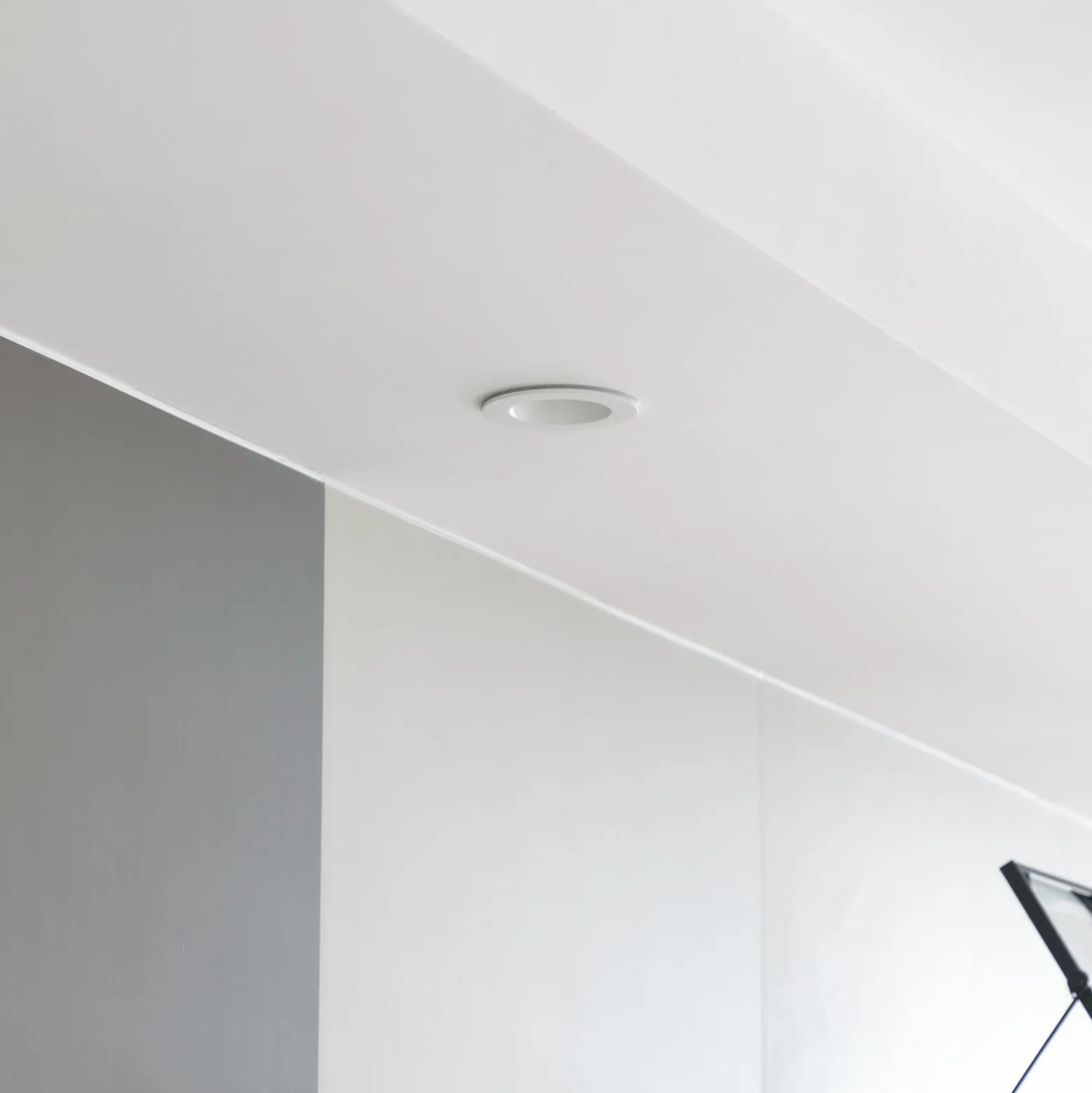 Arcchio LED-alasvalo Aryx, valkoinen, 4000K
