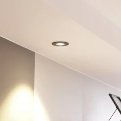 Arcchio LED-alasvalo Jyra, musta, 2700K