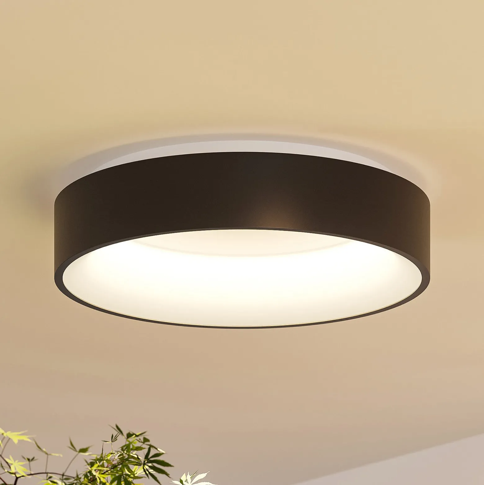 Arcchio LED-kattovalaisin Aleksi, Ø 45cm, musta, metalli, CCT