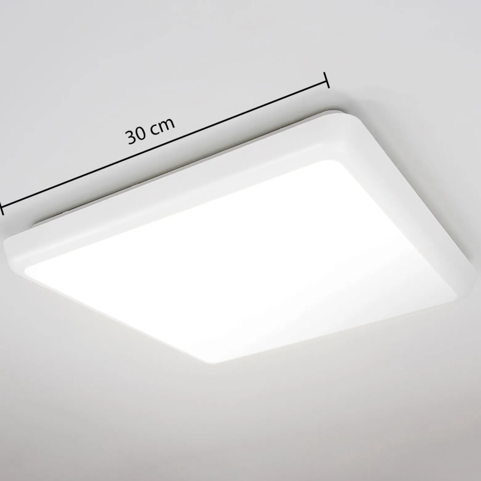 Arcchio LED-kattovalaisin Augustin, 30 x 30 cm, valkoinen, IP54