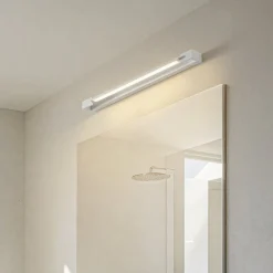 Arcchio LED-seinävalaisin Jora, 60 cm, valkoinen, kääntyvä, IP44