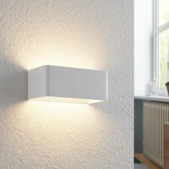 Arcchio LED-seinävalaisin Karam, 20 cm, valkoinen, metalli, ylös/alasvalo