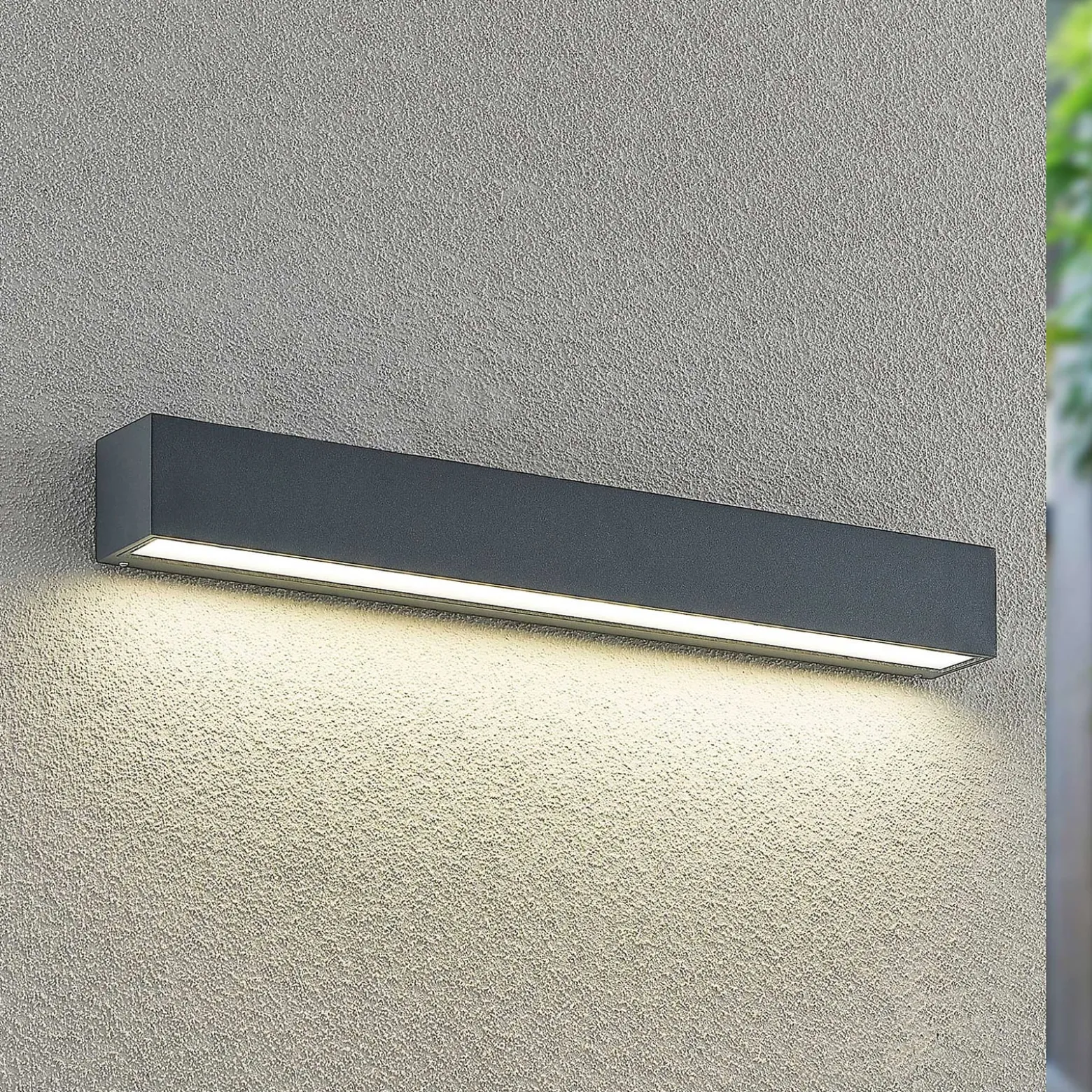 Arcchio LED-seinävalaisin Lengo, 50 cm, 1-lamppuinen, antrasiitti, CCT