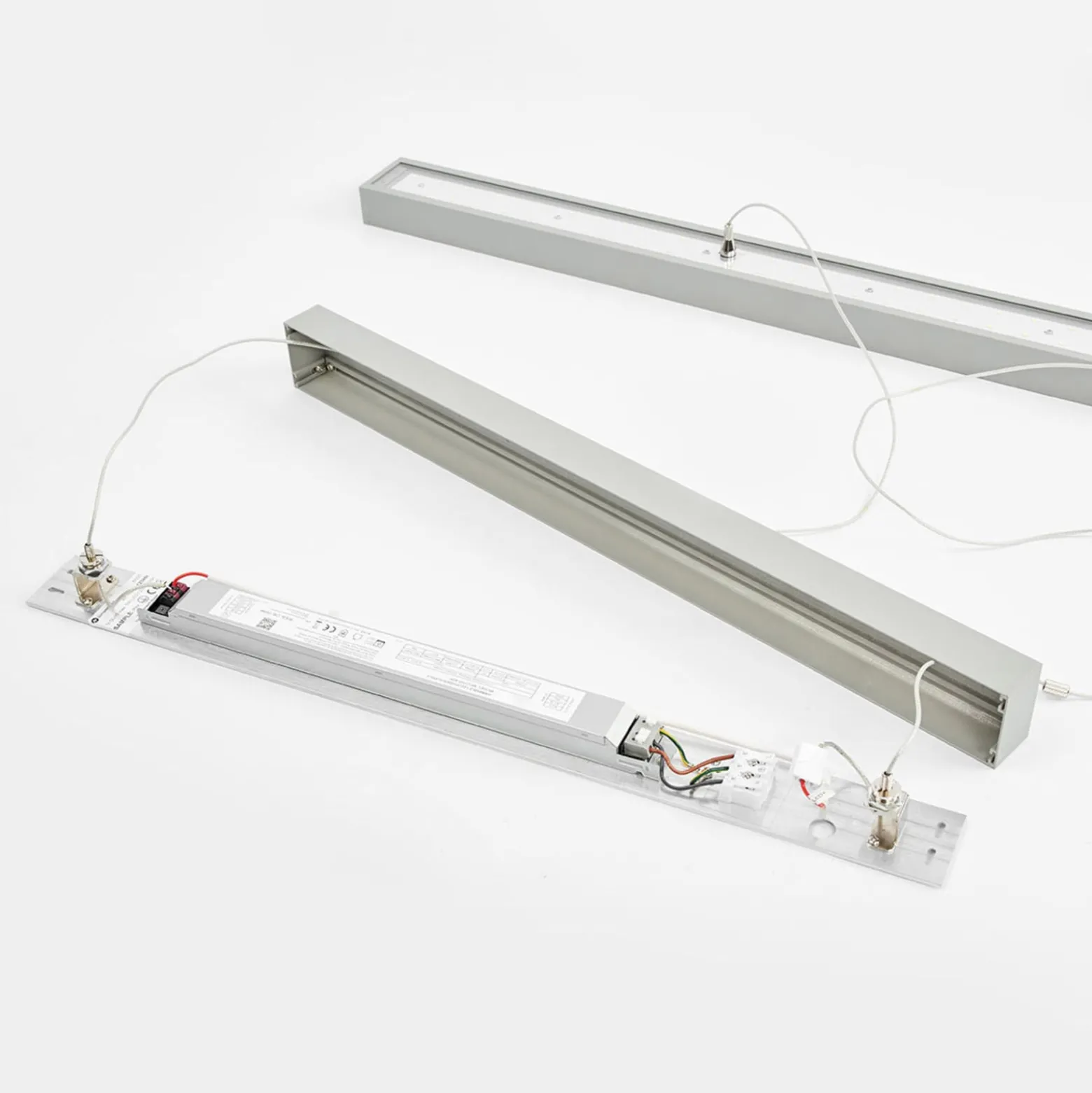 Arcchio LED toimisto-riippuvalaisin Jolinda, hopea, 118cm, ylös/alas, ylös/alas