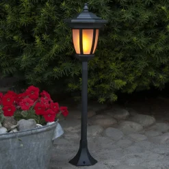 Aurinkokäyttöinen Flame-LED-valaisin, 4 in 1 musta
