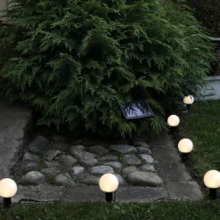 Aurinkokäyttöinen LED-valoketju, 6-lamppuinen, IP44, muovia
