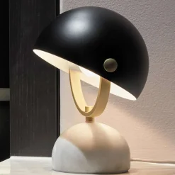 Beacon pöytävalaisin Lowe, musta/messinki, marmorijalusta