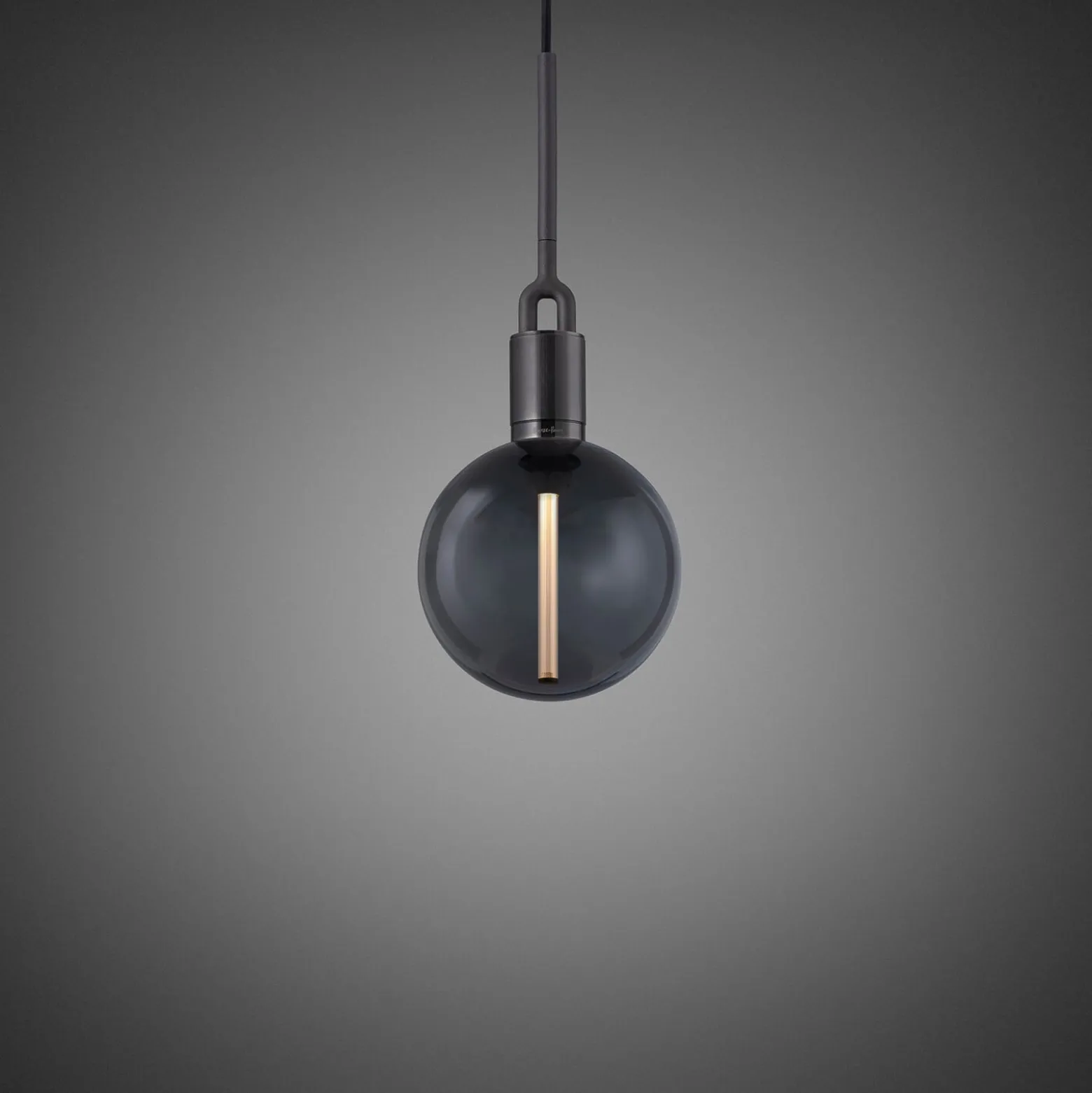 Buster + Punch haarukoitu heiluri Ø 20cm gunmetal/smoke