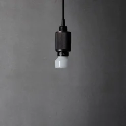 Buster + Punch LED-lamppu E27 5W opaali 2700K himmennettävä