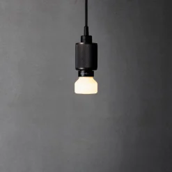 Buster + Punch LED-lamppu E27 5W opaali 2700K himmennettävä