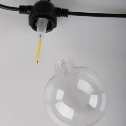 CADENA-LED-valoketju, 2 500 K, musta, 10-lamppuinen, 5 m