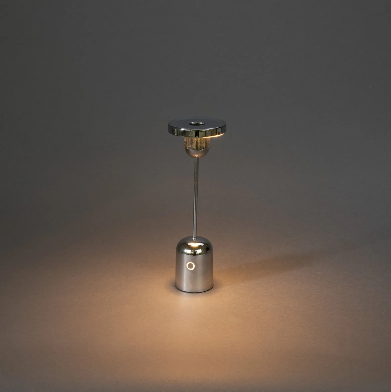Cassis LED-ladattava pöytävalaisin, hopeanvärinen, alumiini, IP54, CCT-arvo