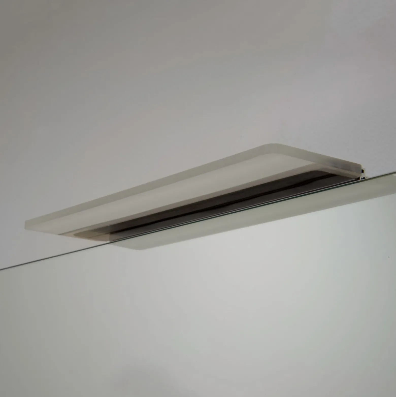 30 cm:n pit. LED-peilivalaisin Katherine S2, IP44