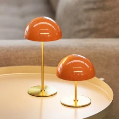Dyberg Larsen LED-akkupöytälamppu Along, oranssi, 2 kpl:n sarja