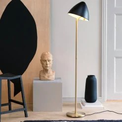 Dyberg Larsen Oulu-maavalaisin, musta/messinki, korkeus 128 cm