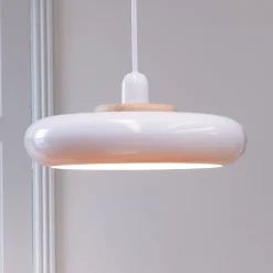 Dyberg Larsen Planet-riippuvalo, valkoinen, Ø 40 cm, metalli