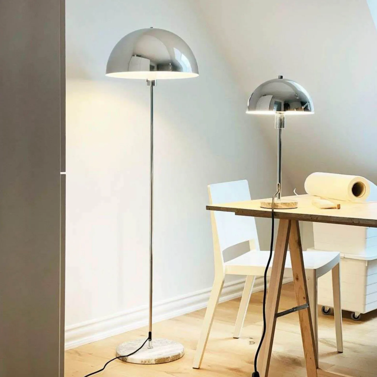 Dyberg Larsen Stockholm-maavalaisin, korkeus 143 cm, metalli/marmori