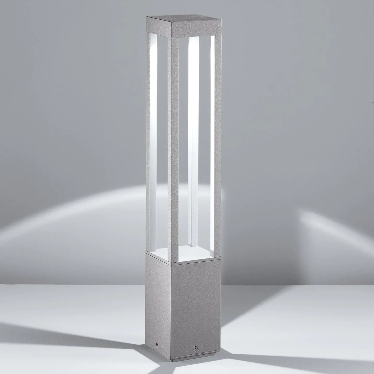 Egger York LED-polkujen valaisin harmaa, 65 cm