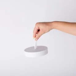 Ella LED ladattava pöytävalaisin, magneettinen, valkoinen