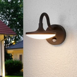 Finny-LED-ulkoseinävalaisin liiketunnistimella