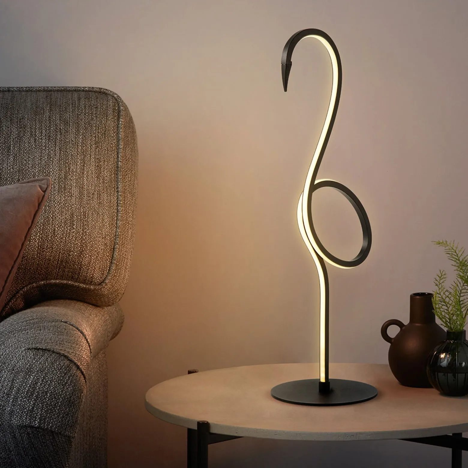 Flamingo LED-pöytävalaisin, musta, metallia, 50 cm korkea