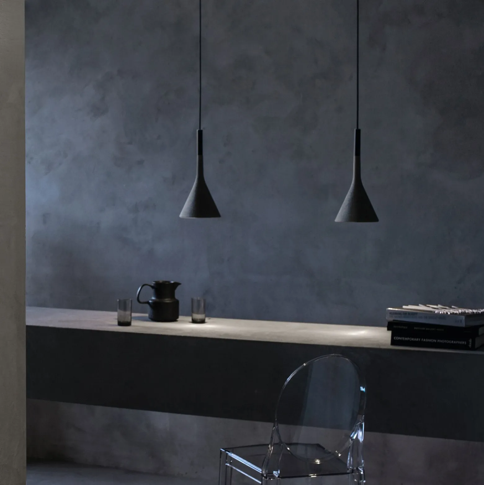 Foscarini Aplomb Mini -riippuvalaisin betonia, har