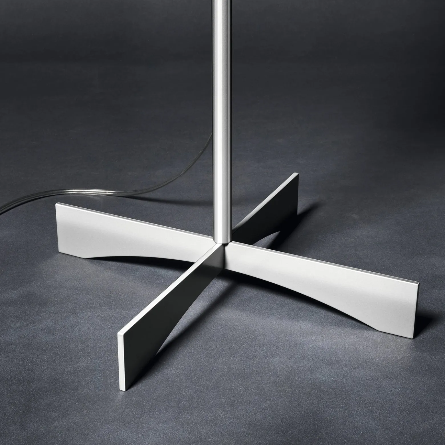 Foscarini Havana -lattiavalo, himmennin, valkoinen