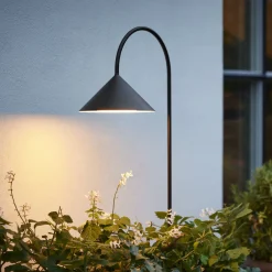 FRANDSEN LED-maapiikkivalo, varren pituus 82 cm, musta, IP44
