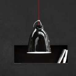 FRITZ HANSEN Caravaggio P2 kiiltävä musta