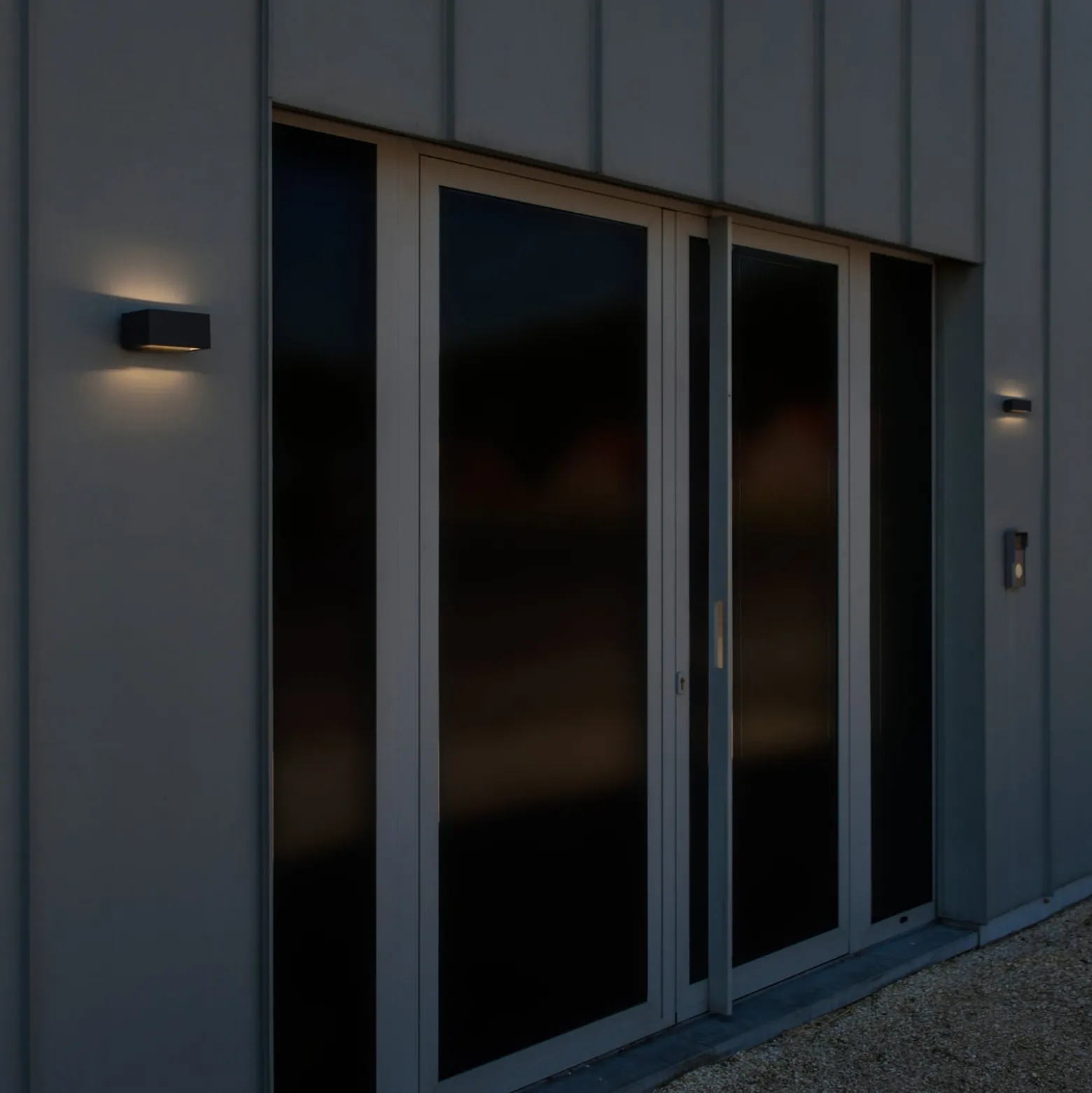 GEMINI-LED-ulkoseinälamppu, tummanharmaa, 14 cm, IP54, ylös/alas