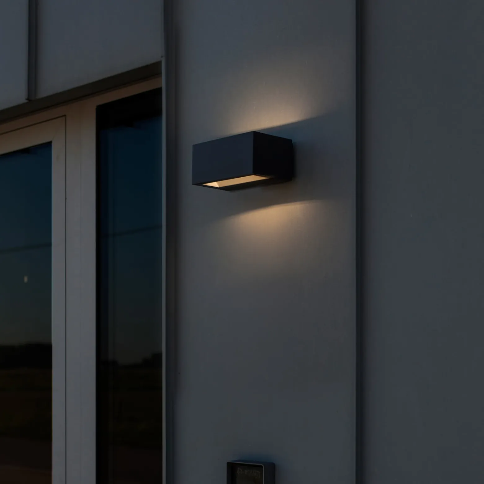 GEMINI-LED-ulkoseinälamppu, tummanharmaa, 14 cm, IP54, ylös/alas
