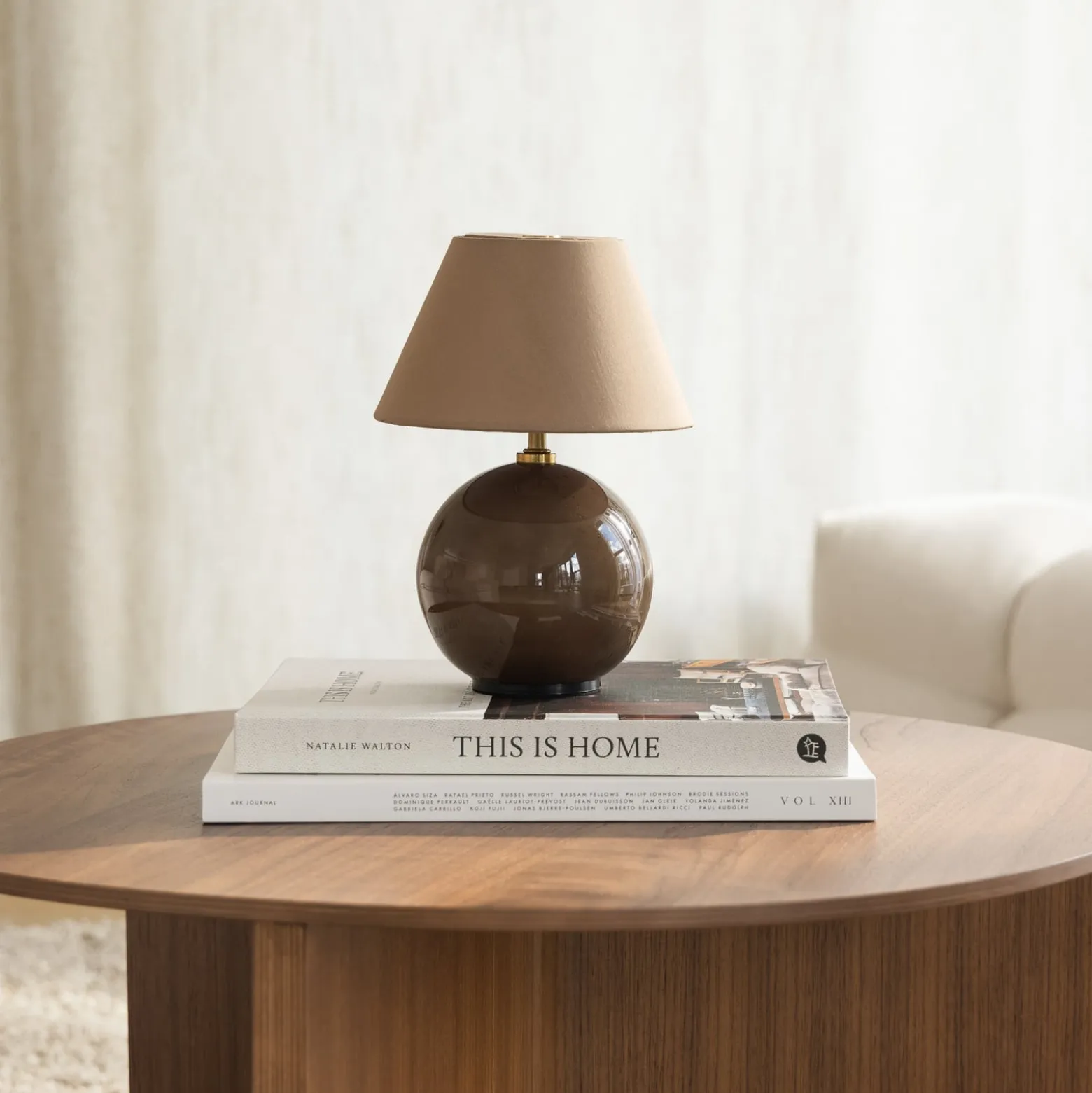 Globen Lighting IRIS-akkupöytävalaisin, ruskea, korkeus 23 cm