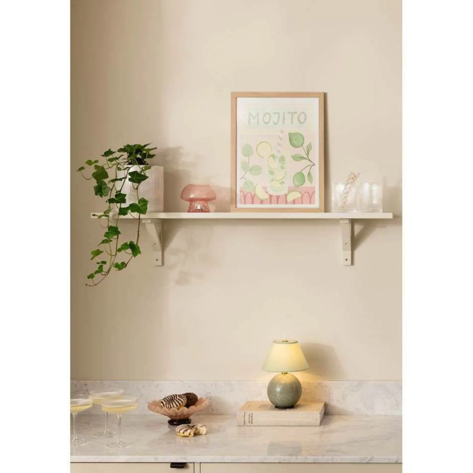 Globen Lighting IRIS-akkupöytävalaisin, vihreä, korkeus 23 cm