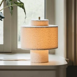 Globen Lighting pöytävalaisin Noah, valkoinen, korkeus 31 cm, tekstiili