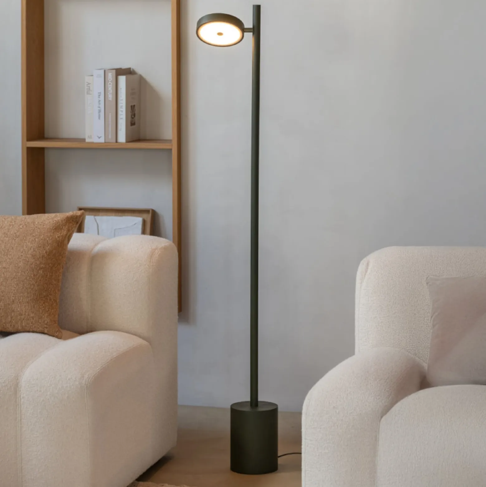 GOOD & MOJO LED-lattiavalo Okinawa, 1-lamppuinen, vihreä, 146 cm, puu