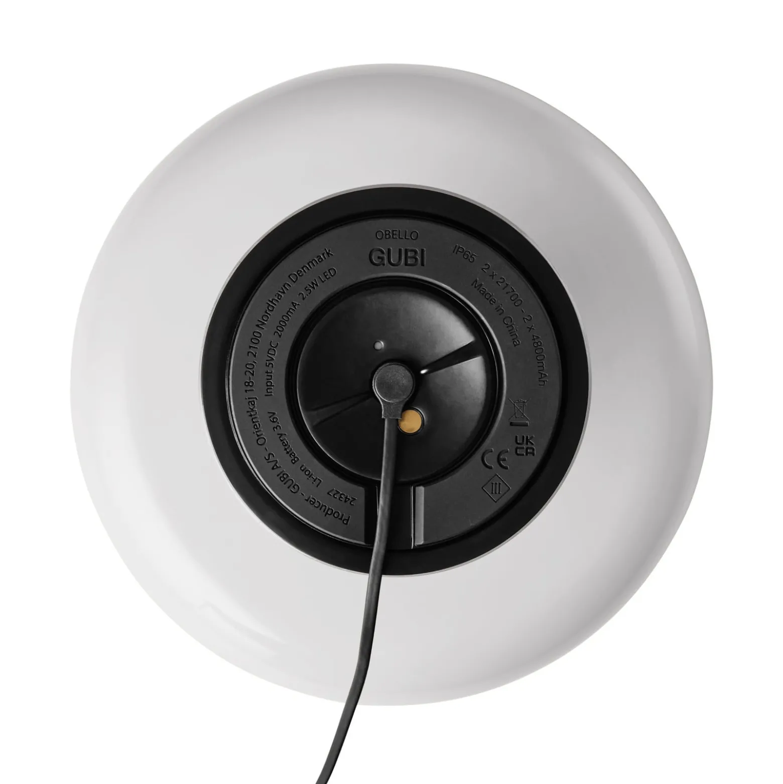 Gubi LED-akkukäyttöinen pöytävalaisin Obello, helmenvalkoinen, IP44, lasi