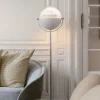 GUBI Multi-Lite lattiavalaisin, korkeus 148 cm, kromi/valkoinen