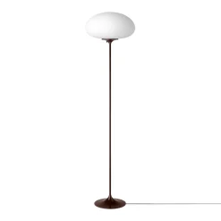 Gubi Stemlite-lattiavalaisin, musta-punainen, korkeus 150 cm, himmennettävä