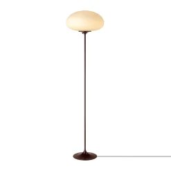 Gubi Stemlite-lattiavalaisin, musta-punainen, korkeus 150 cm, himmennettävä