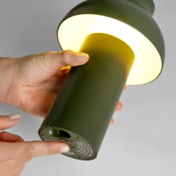 HAY PC Portable LED pöytävalaisin ladattava akku, oliiviöljy