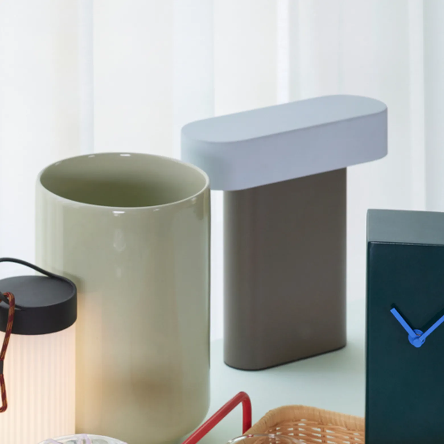 HÜBSCH LED-pöytävalaisin Sleek, ruskea/vaaleanharmaa rauta, PC