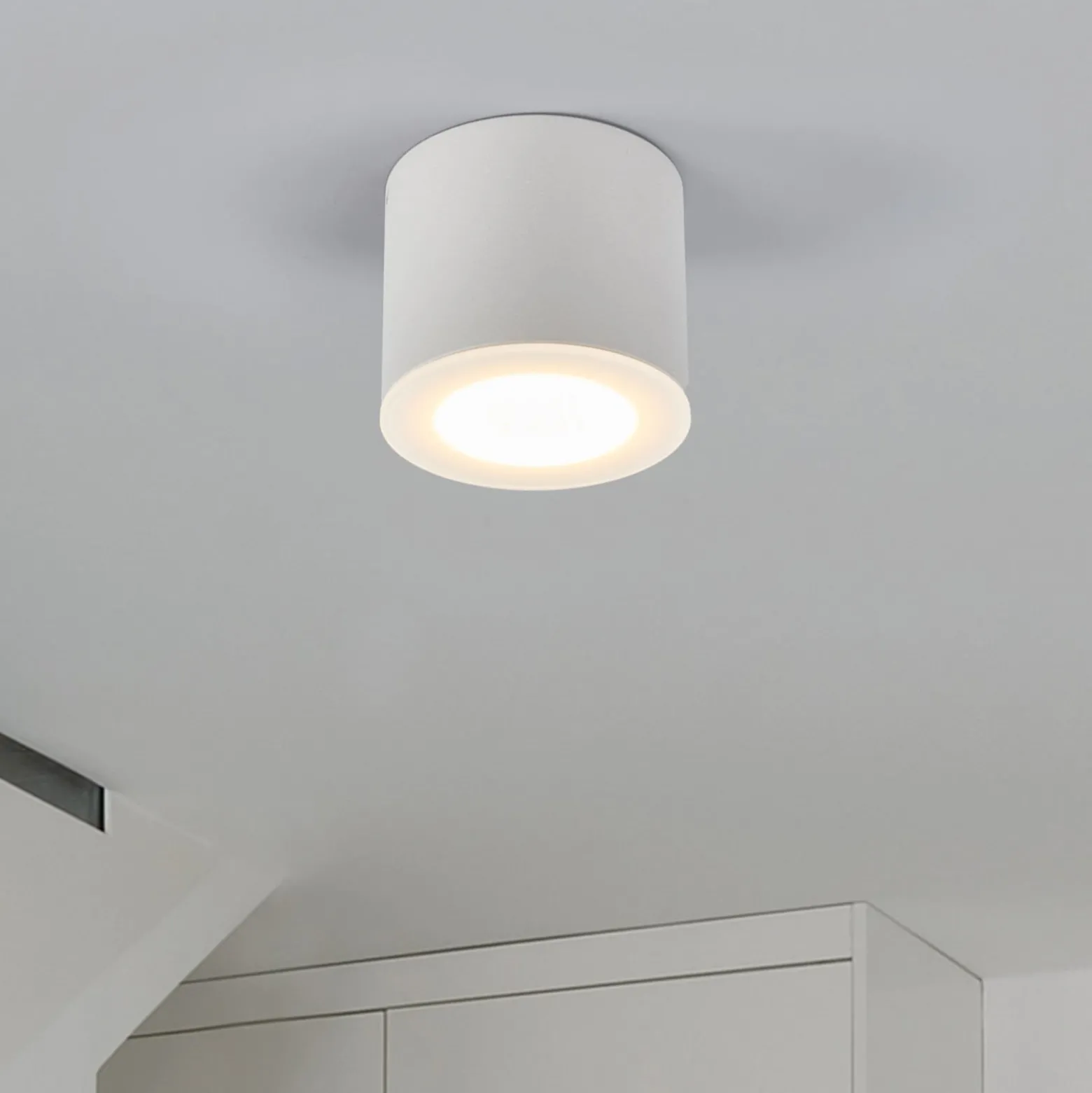 Helestra Oso LED-valaisin, pyöreä, matta valkoinen