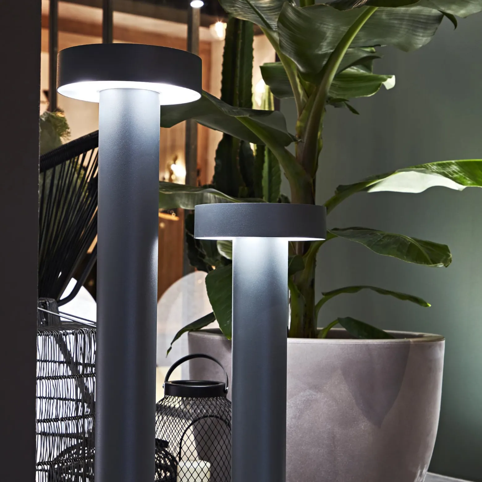 Ideal Lux polkuvalaisin Tesla antrasiitti, alumiini, korkeus 60 cm
