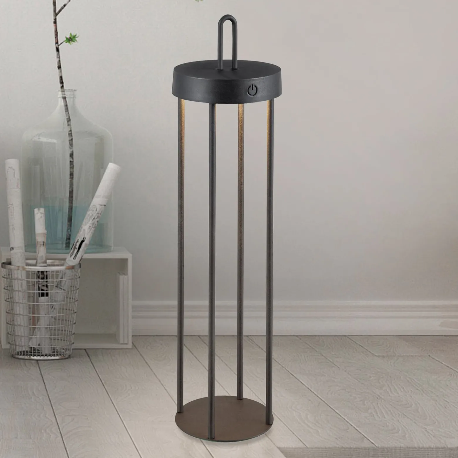 JUST LIGHT. Ladattava LED-pöytävalaisin Anselm musta 50 cm rauta