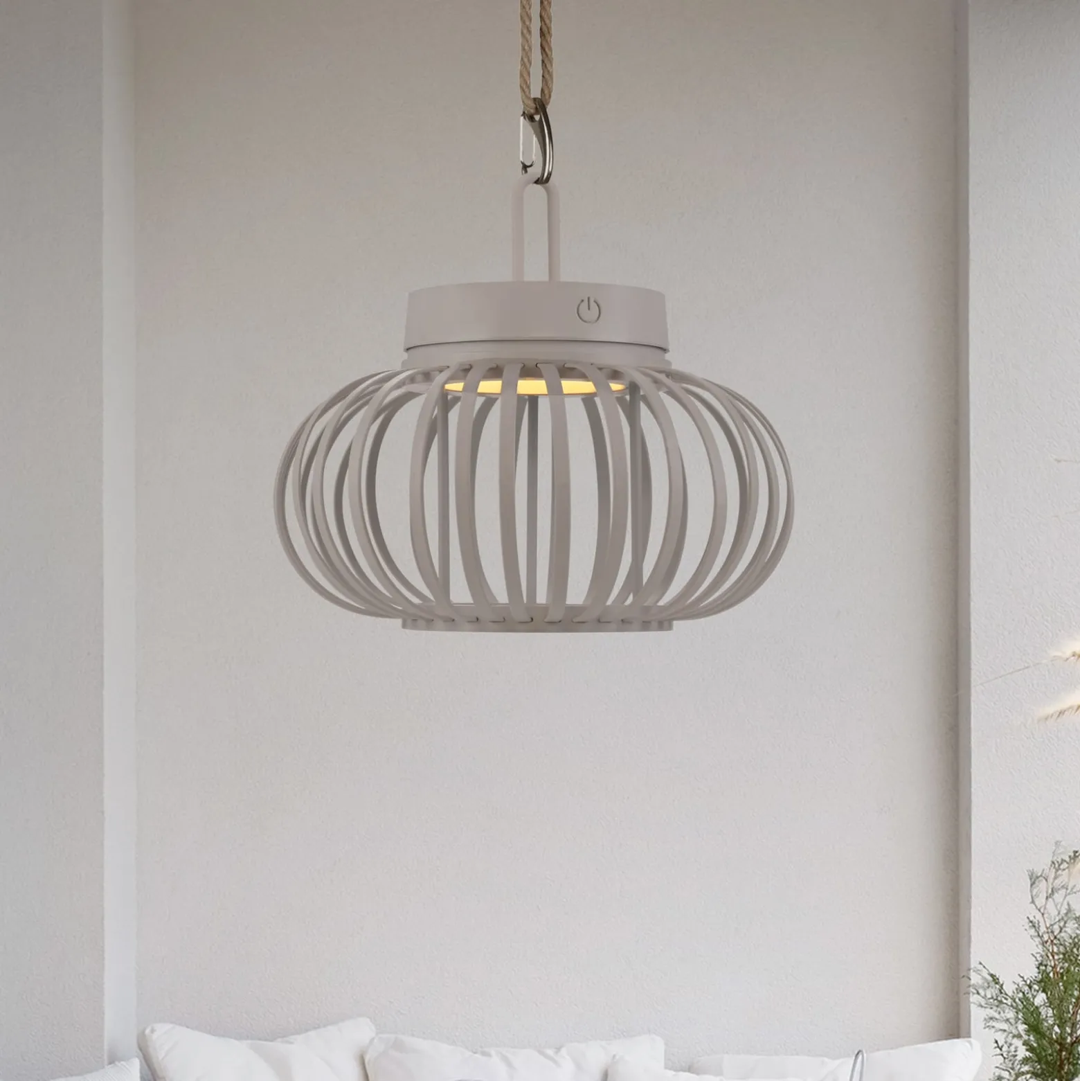 JUST LIGHT. LED ladattava pöytävalaisin Akuba harmaa-beige 22cm bambu