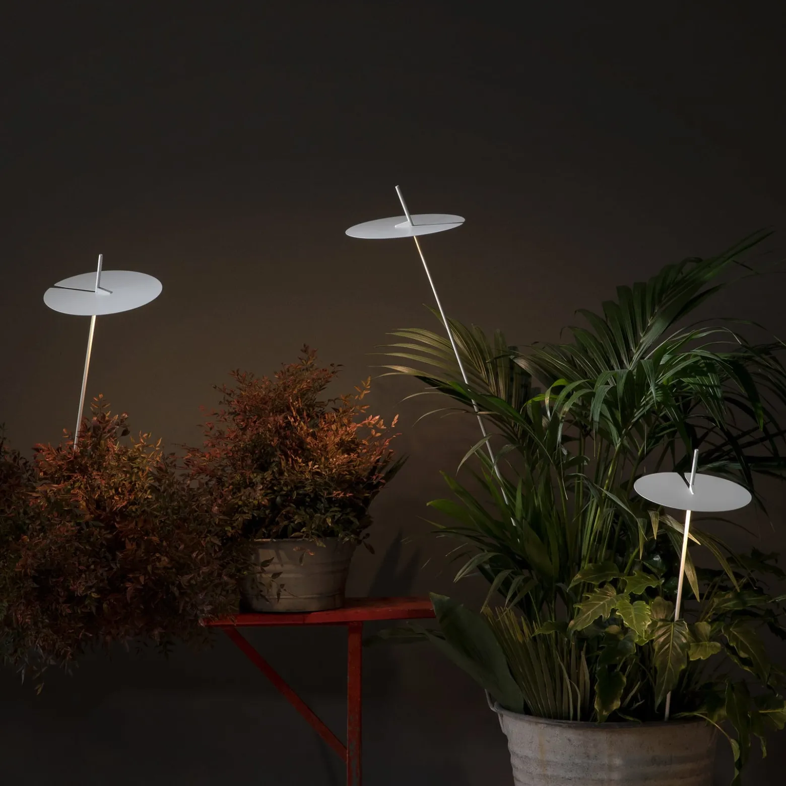 Karman Xana -LED-riippuvalaisin ulos valkea K 73cm